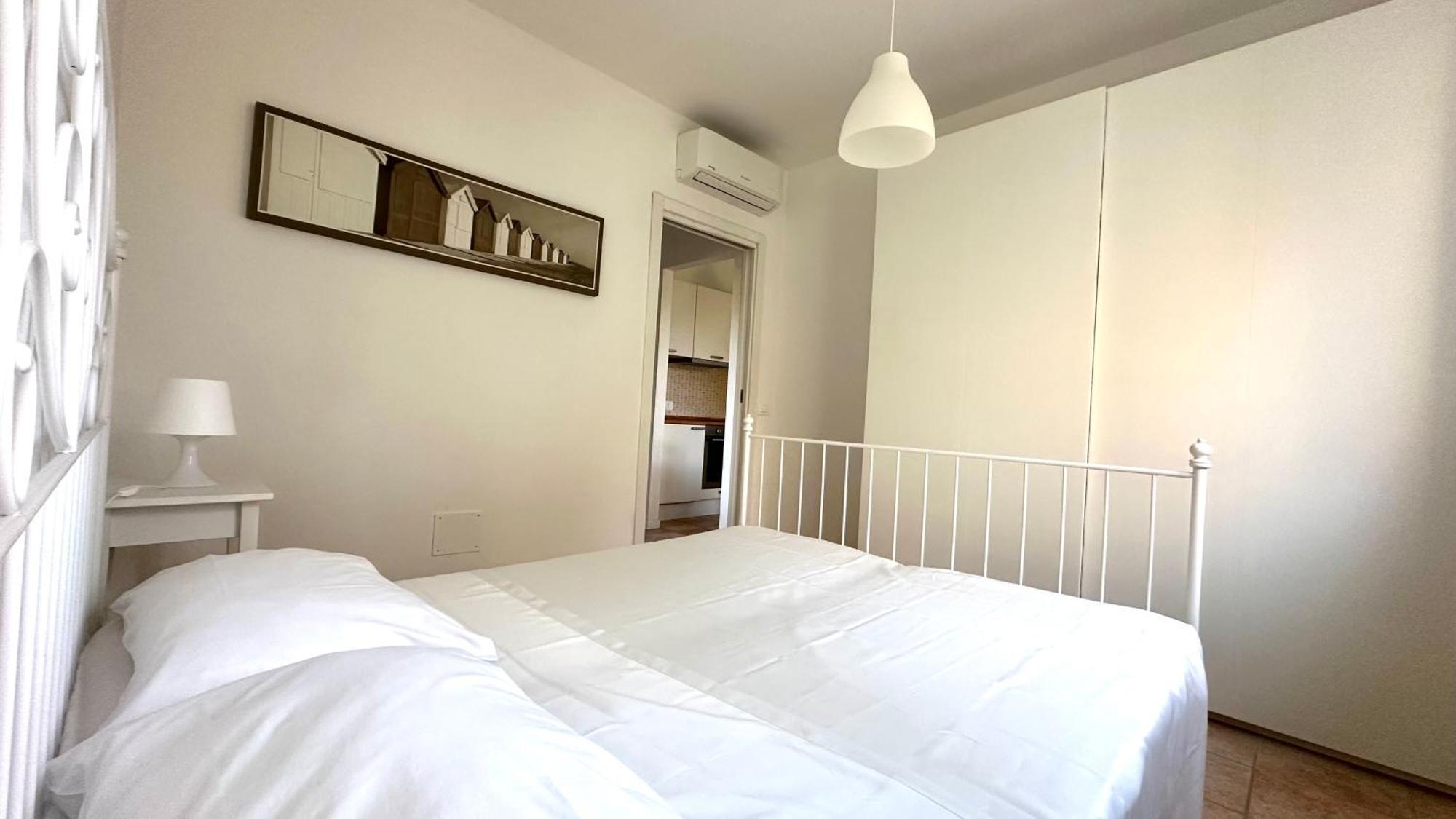 N185 - Numana, Meraviglioso Trilocale Con Terrazzo E Piscina Dış mekan fotoğraf