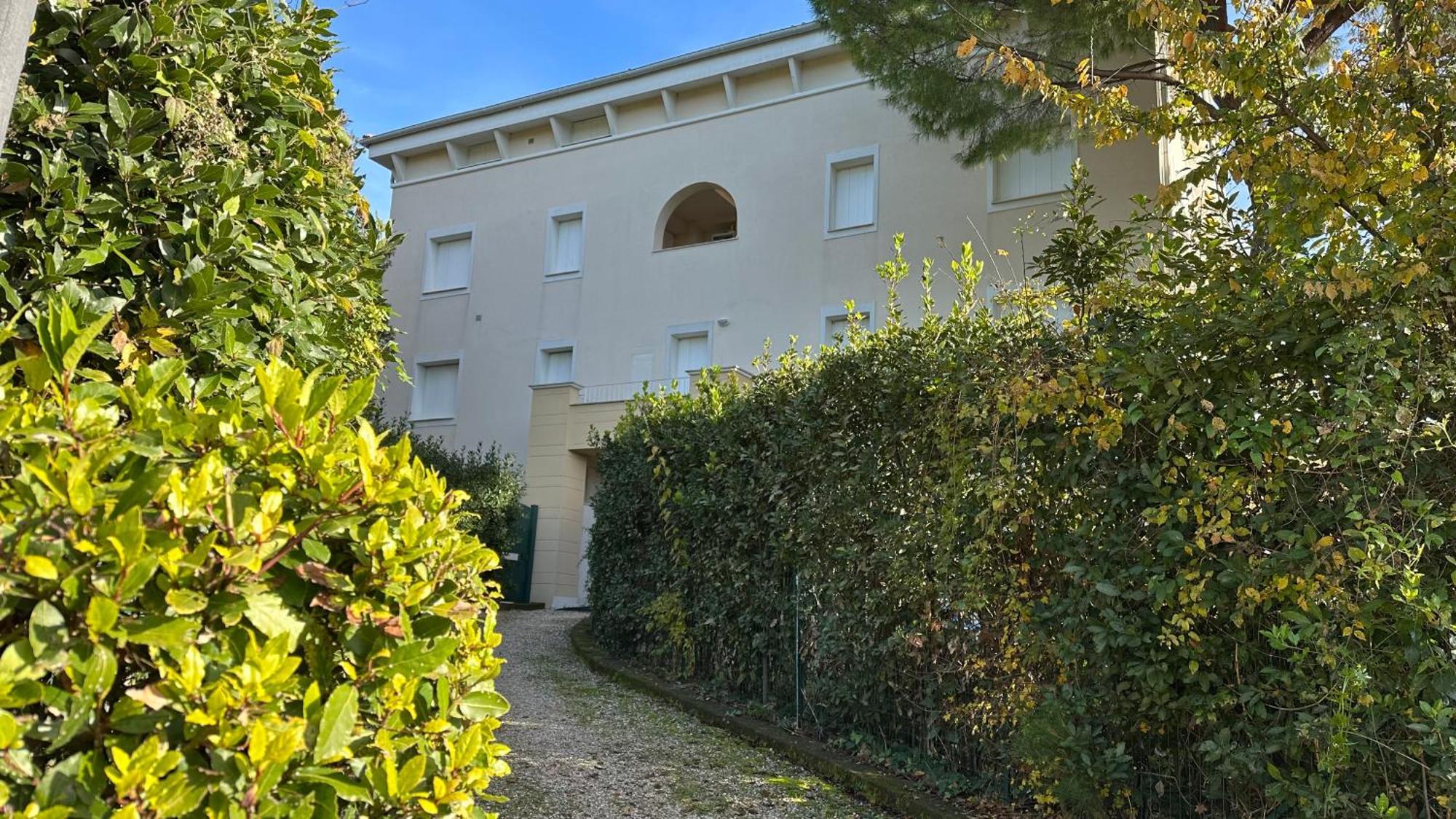 N185 - Numana, Meraviglioso Trilocale Con Terrazzo E Piscina Dış mekan fotoğraf